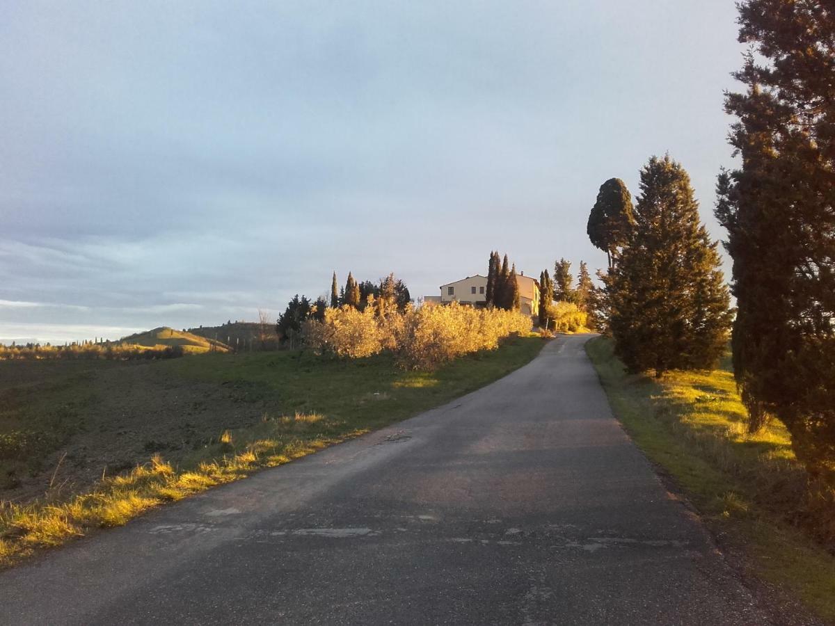 チェルタルド Agriturismo Il Torrioneヴィラ エクステリア 写真