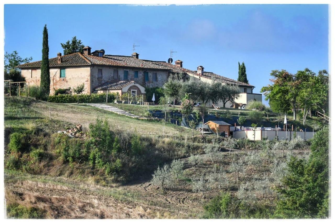 チェルタルド Agriturismo Il Torrioneヴィラ エクステリア 写真