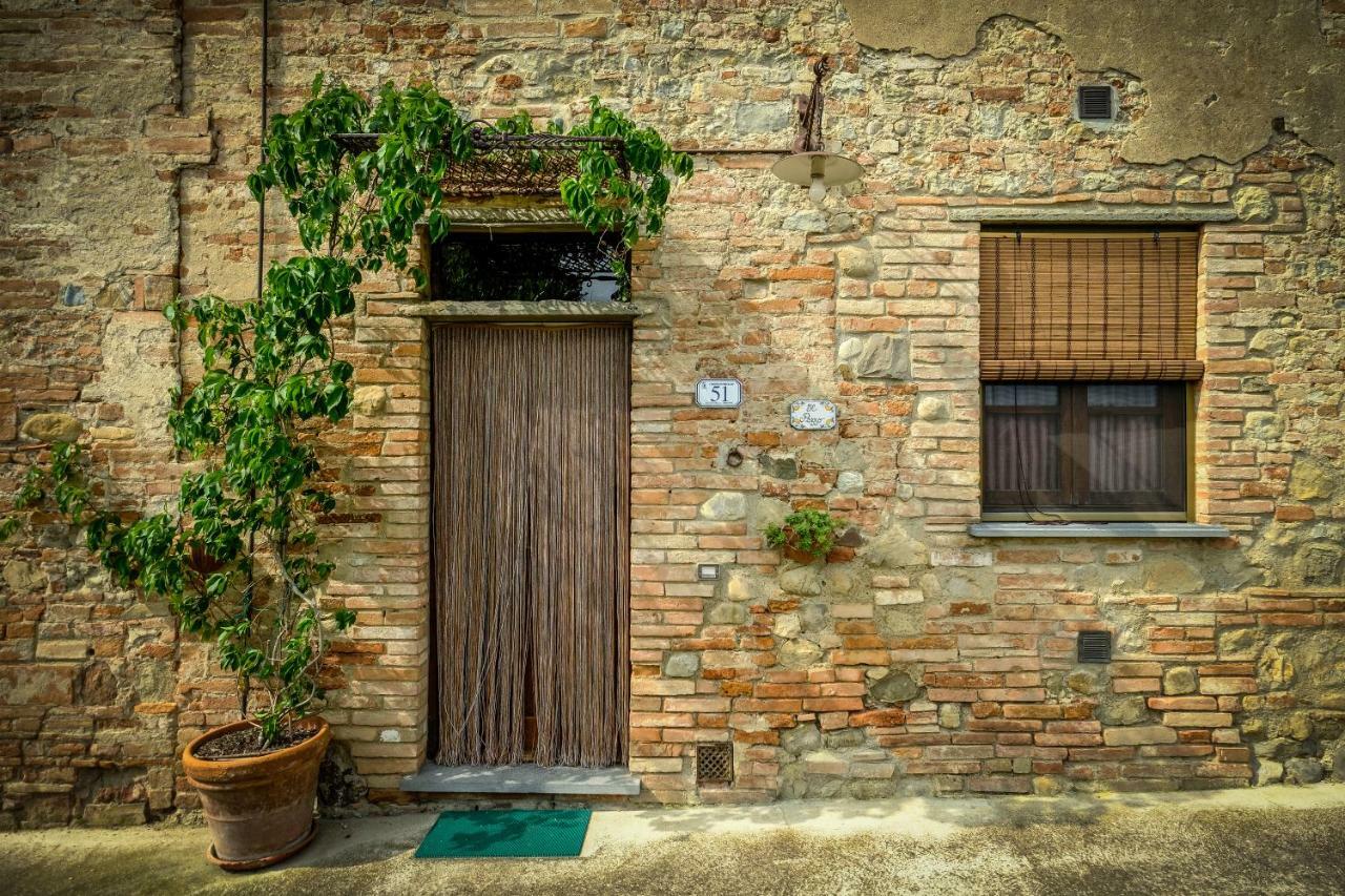 チェルタルド Agriturismo Il Torrioneヴィラ エクステリア 写真