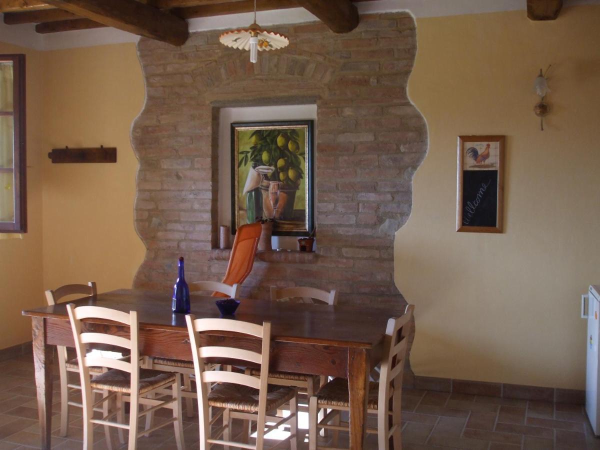 チェルタルド Agriturismo Il Torrioneヴィラ 部屋 写真